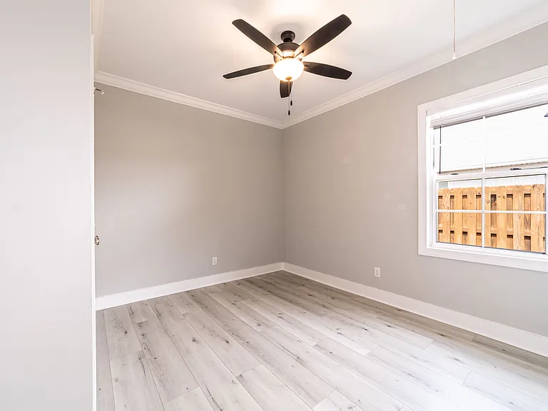 290 Cedar St — Photo 10