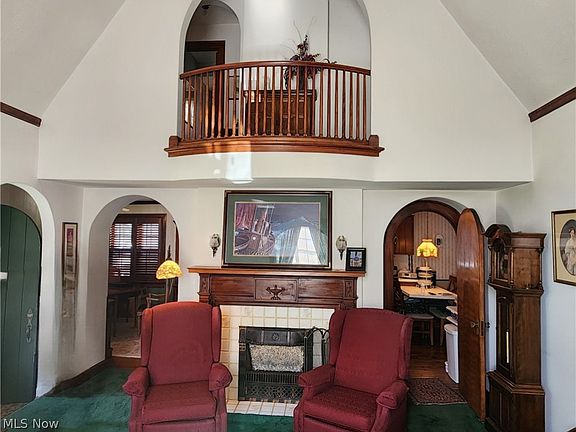 2nd image of 313 Cornell Ave