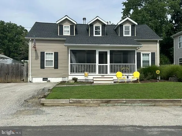 1623 Shore Dr, Edgewater, MD 21037