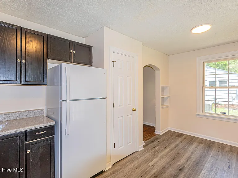 717 New River Dr — Photo 9