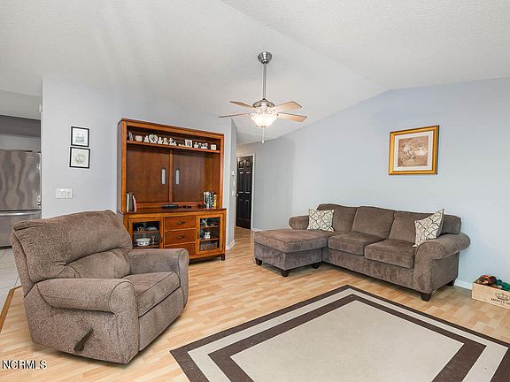 5th image of 2808 Mulberry Lane #F