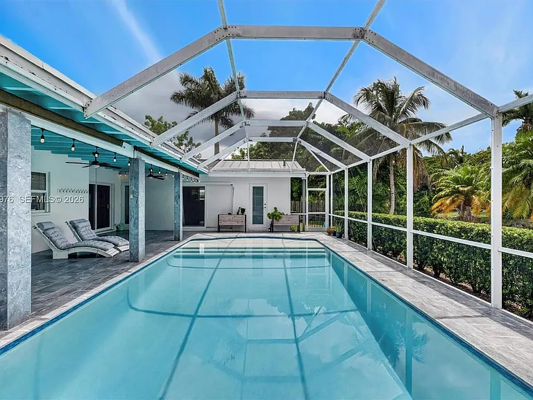 16840 SW 87th Ave — Photo 9