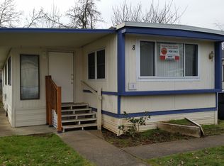 18780 Central Point Rd UNIT 8, Oregon City, OR 97045