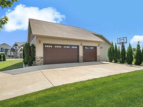 4th image of 3346 Old Stone Way NE