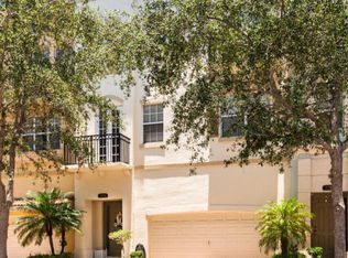 2774 Ravella Way, Palm Beach Gardens, FL 33410