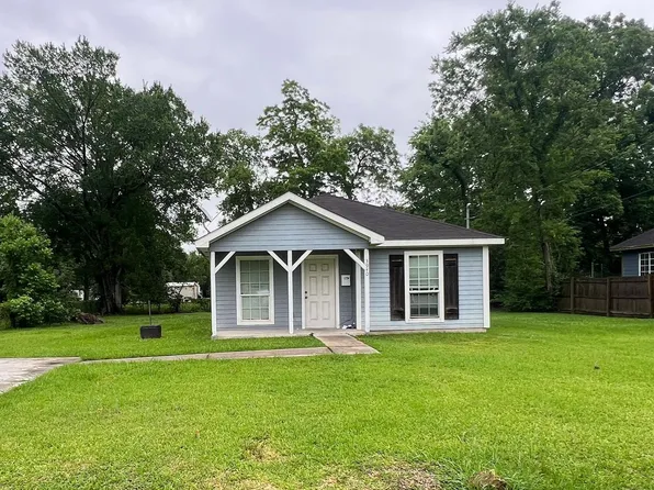 3940 Scranton St, Beaumont, TX 77703