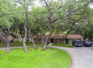 927 S Park St, Uvalde, TX 78801