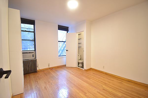 1st image of 167 Elizabeth St #4