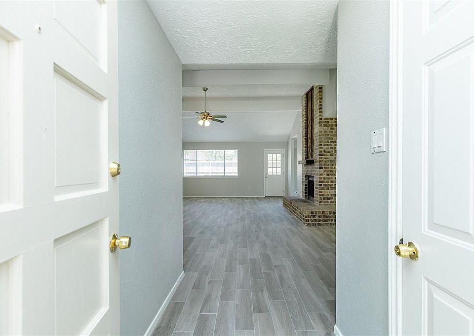 16831 Colony Bend Dr, Friendswood, TX 77546 Zillow