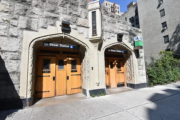 Rented by Bohemia Realty Group | media 16