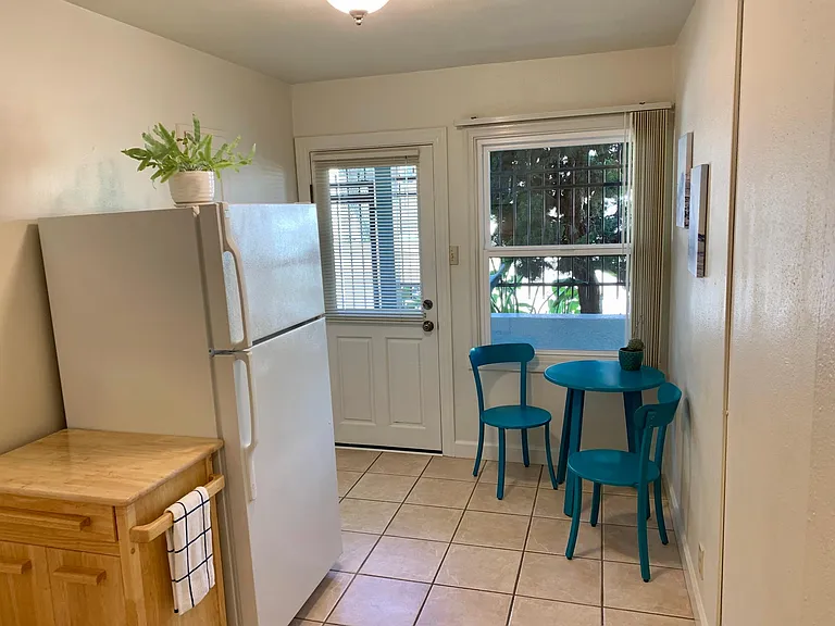 306 Cliff St #10 — Photo 4