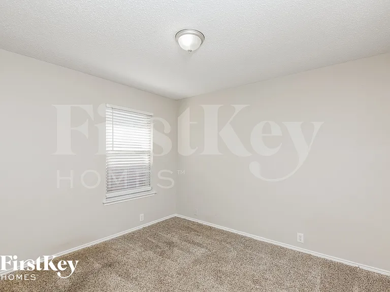 820 Big Sky Ln — Photo 12