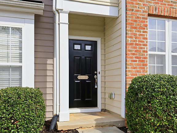 3rd image of 715 Bryant St