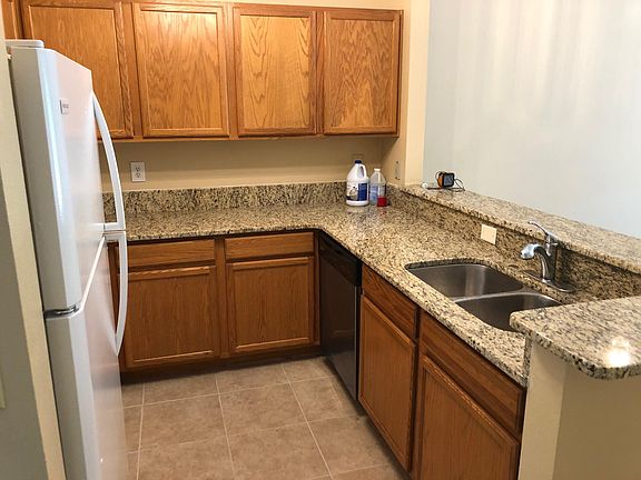 3rd image of 32514 Skinner Ave APT 101