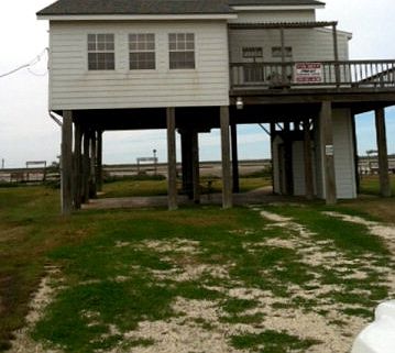 3rd image of 4619 Bayshore Dr