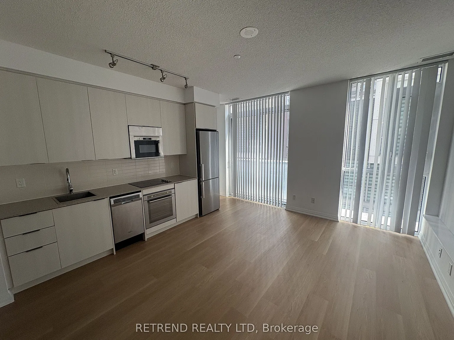 1 bed, $2,100 — Photo 3