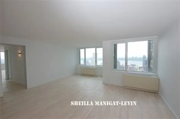 Rented by Douglas Elliman | media 28
