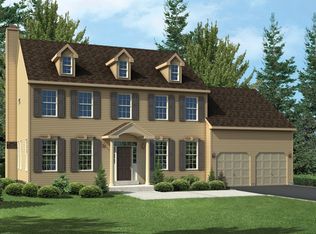 1237 Twin Ponds Rd, Breinigsville, PA 18031
