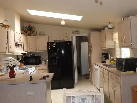 3rd image of 2345 S Jade Ln