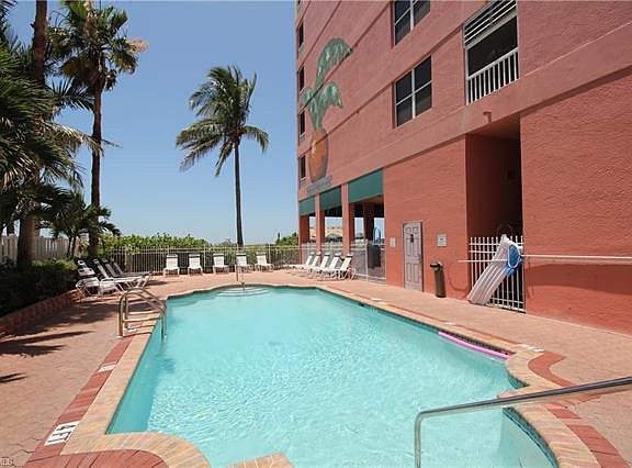 4th image of 510 Estero Blvd #305