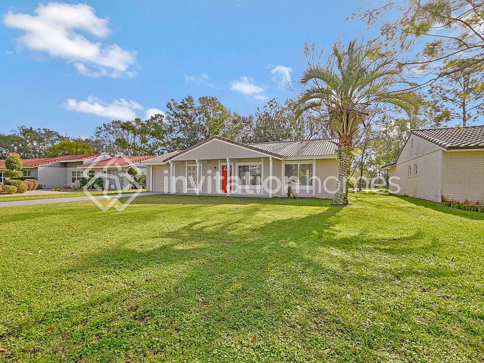 1st image of 10425 Kingbrook Ln