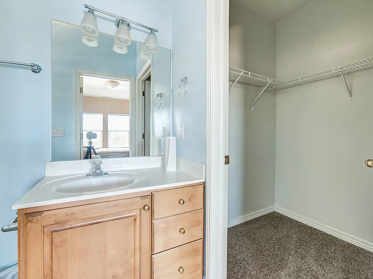 437 N Belmont Pl #360 — Photo 14