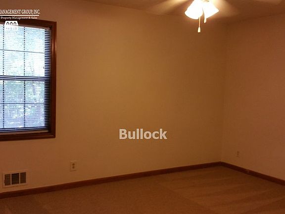 5th image of 724 Lookout Ct