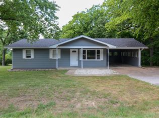 1137 W Main St, Branson, MO 65616