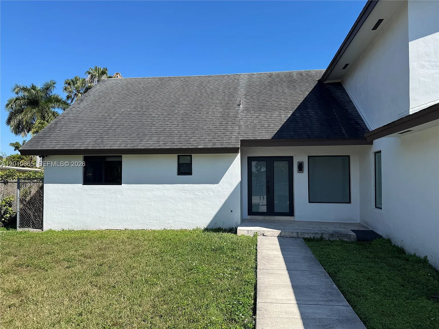 3252 Sw 132nd Ave Miami, Fl 33175 — Photo 2