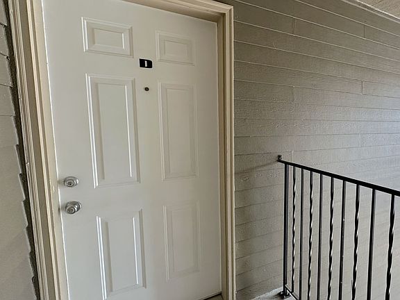3rd image of 730 S Vassault St #7D