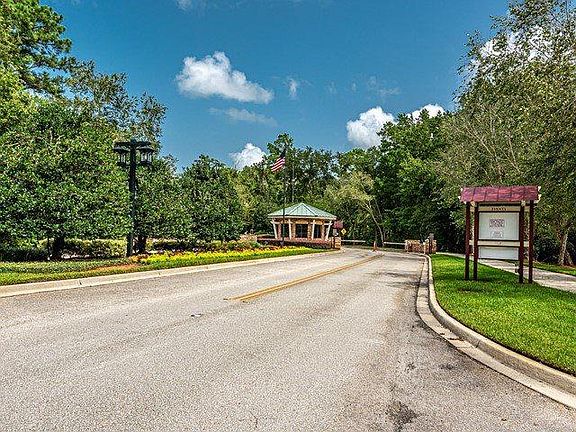 4th image of 1380 Barrington Cir