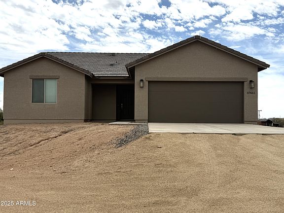 2nd image of 37611 W ROVEY Avenue