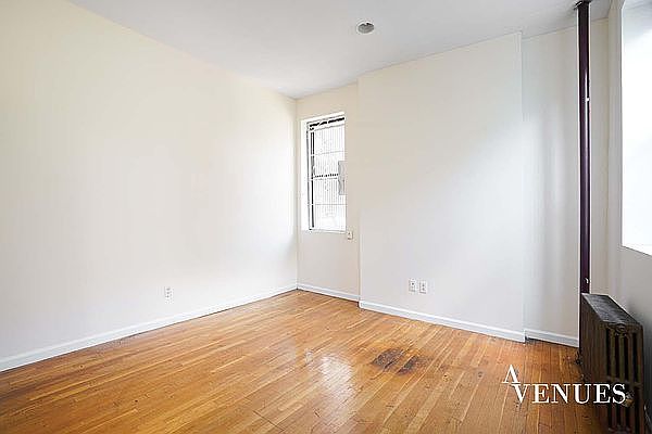 1st image of 501 E 6th St #2