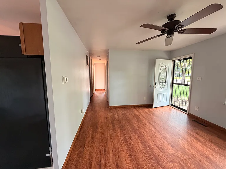1905 Alton Dr — Photo 5