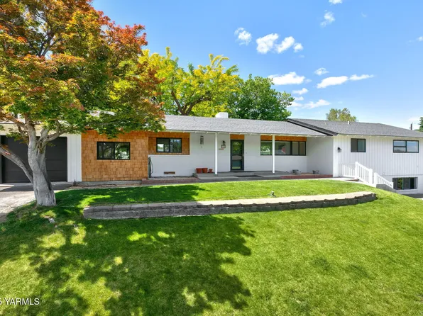 218 Cleman Ave, Yakima, WA 98902