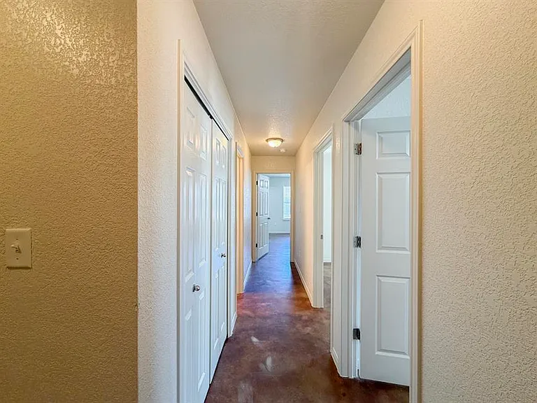 112A Andy Ln — Photo 8