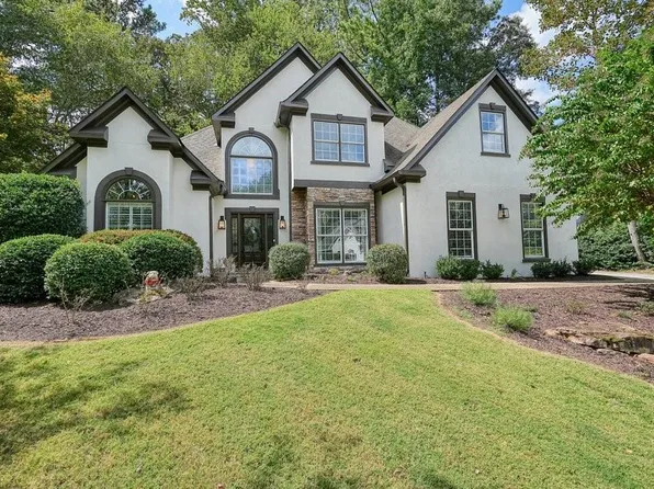 601 Ashwood Ct, Woodstock, GA 30189