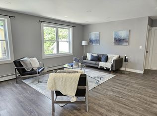 11 Waverly Pl FLOOR 1, Melrose, MA 02176