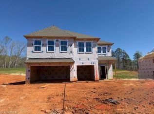 1300 Creek Knoll Dr, Lewisville, NC 27023