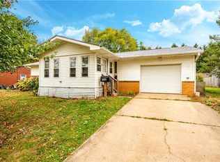 1134 Jones Dr, Salem, OH 44460