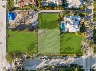 45 5th Ave S, Naples, FL 34102