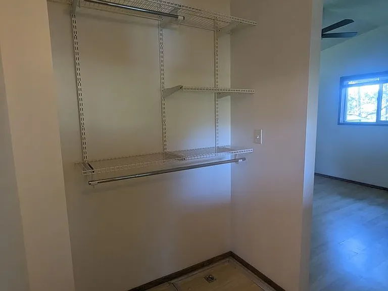 710 Wolf Valley Dr — Photo 10