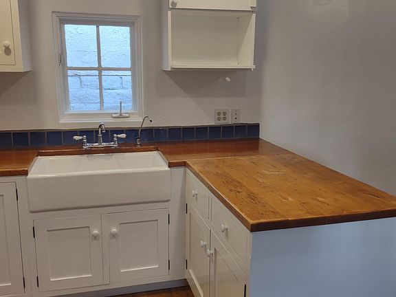 3rd image of 810 E Canon Perdido St #D