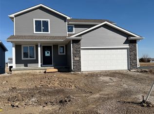 1663 NW Savannah Dr, Ankeny, IA 50023