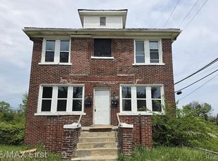 6400 Seminole St, Detroit, MI 48213
