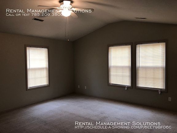 2nd image of 2819 SE Colorado Ave