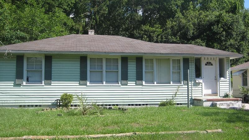 2nd image of 2523 Doby St