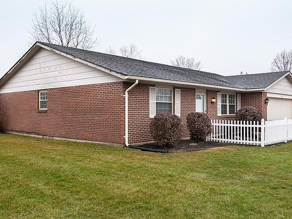3rd image of 3300 Dogwood Dr