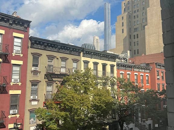 3rd image of 458 W 50th St #3