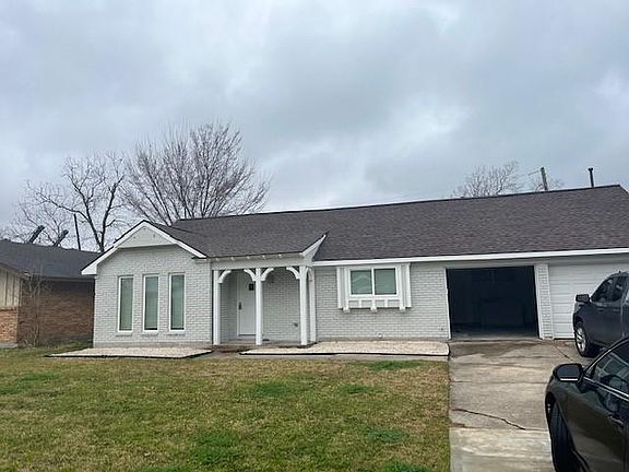 2nd image of 3806 Bonita Ln